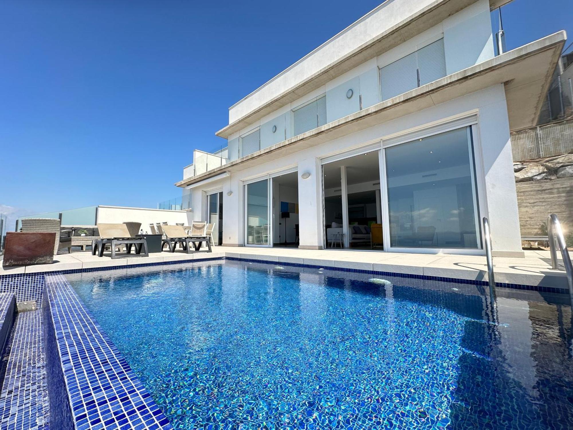 Agi Turo Villa Roses Exterior foto